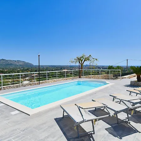 Casa vacanze 8-person With Private Pool In *