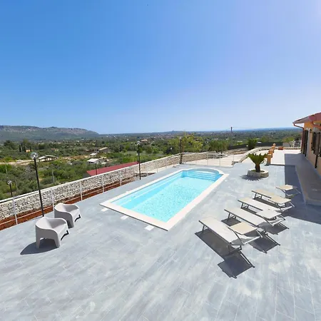 Casa vacanze 8-person With Private Pool In *